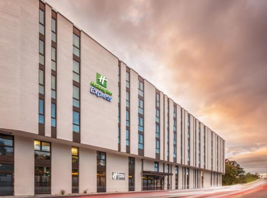 Holiday Inn Express - Erlangen, an IHG Hotel, хотел в Ерланген