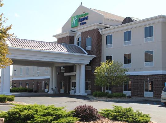 Holiday Inn Express Hotel & Suites Sedalia, an IHG Hotel, hotel in Sedalia