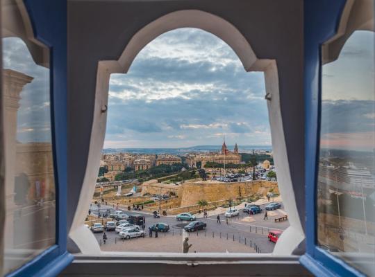 Hotel Castille, hotel in Valletta