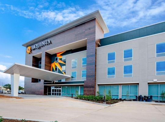 La Quinta Inn & Suites Katy-Mills by Wyndham Katy, hotel in Katy