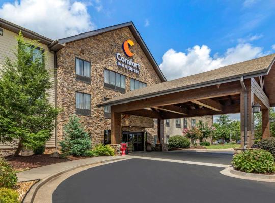 Comfort Inn & Suites Blue Ridge, hotel em Blue Ridge