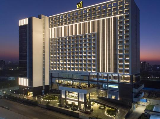 Taj Skyline Ahmedabad, отель в Ахмадабаде