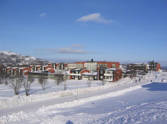 STF Malmfältens Folkhögskola, hotelli Kiirunassa