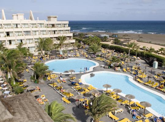 Hotel Beatriz Playa & Spa, hotel u gradu 'Puerto del Carmen'