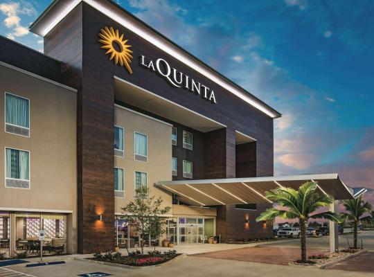 La Quinta by Wyndham Dallas Plano - The Colony, hotel in The Colony