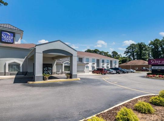 Sleep Inn & Suites Chesapeake - Portsmouth, hotel em Chesapeake