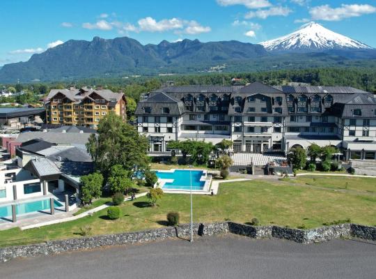 Hotel Enjoy Pucon โรงแรมในปูกอน