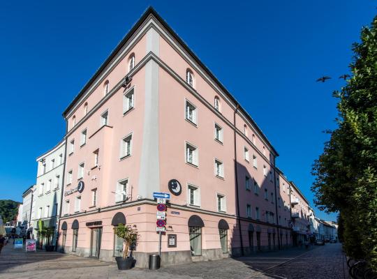 Premier Inn Passau Weisser Hase, готель у місті Пассау