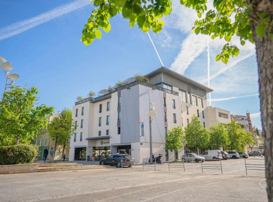 Best Western Linko Hôtel, hotel in Aubagne