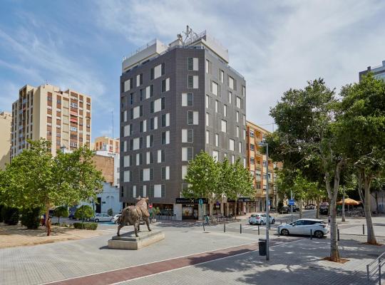 Doña Lola, Hotel in Castellón de la Plana