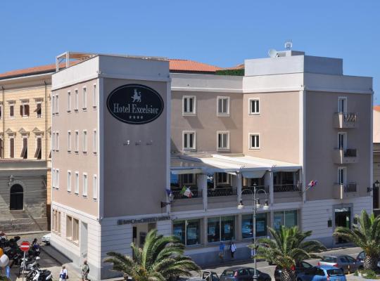 Excelsior, hotel v La Maddalena