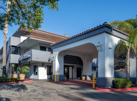 Days Inn by Wyndham Encinitas Moonlight Beach, hotel in Encinitas