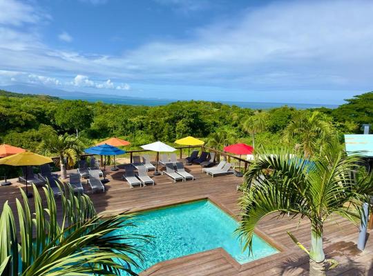 Old Crow Hotel and Suites, hotel en Vieques