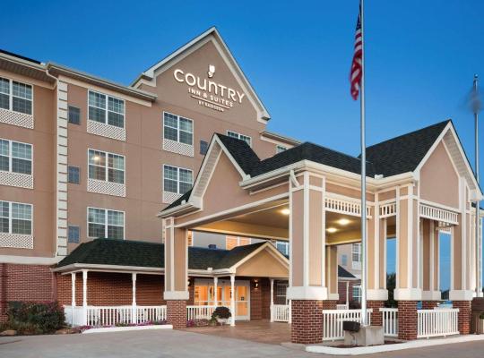 Country Inn & Suites by Radisson, Bowling Green, KY، فندق في بولينغ غرين