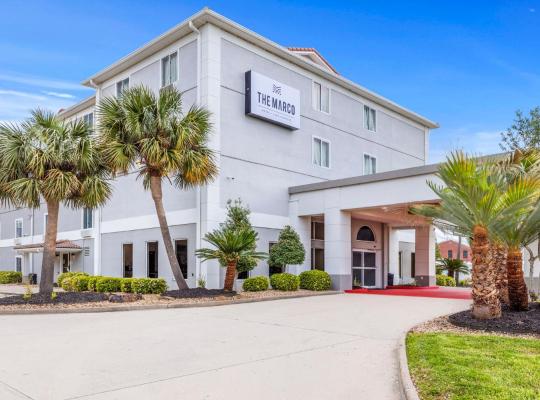 The Marco Hotel Lake Charles，位于查尔斯湖的酒店