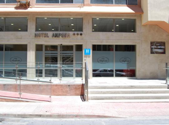 Hotel Anfora, hotel em Melilla