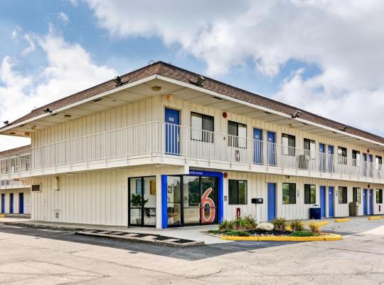 Motel 6-Pittsburgh, PA - Crafton, hotel in Pittsburgh