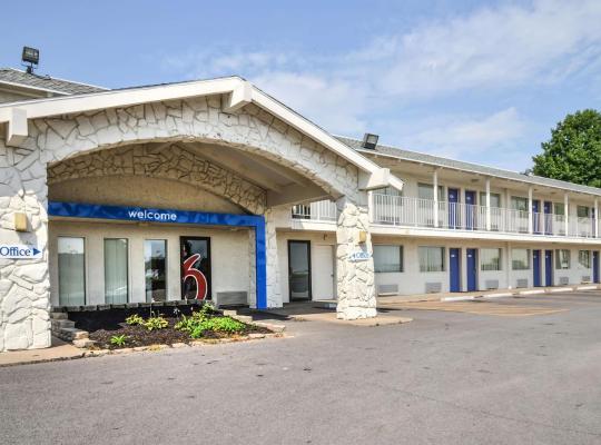 Motel 6-Saint Joseph, MO, hotel in Saint Joseph