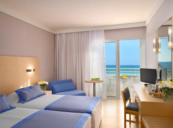 Louis Ledra Beach, Пафос