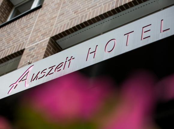 Auszeit Hotel Düsseldorf - das Frühstückshotel - Partner of SORAT Hotels, Дюссельдорф