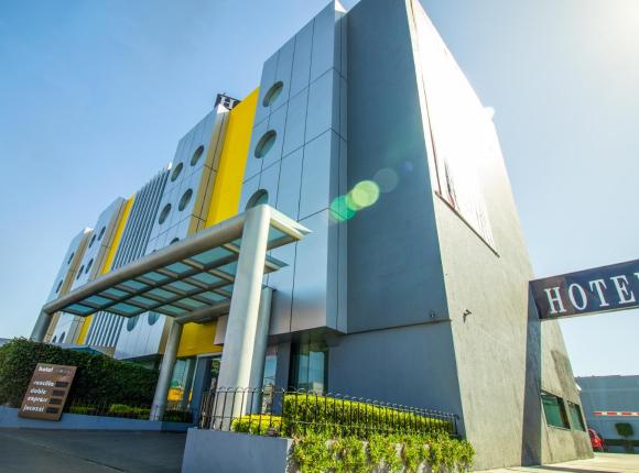 Hotel Atenas Plaza, Мехико