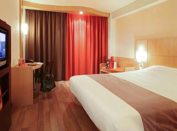 Hotel ibis Braga, Брага