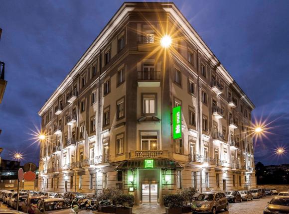 Ibis Styles Napoli Garibaldi, Неаполь