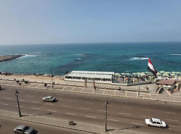 Queen Cleopatra - Couples Only, Александрия