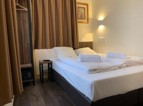 Budget Hotel The Orange Tulip, Амстердам