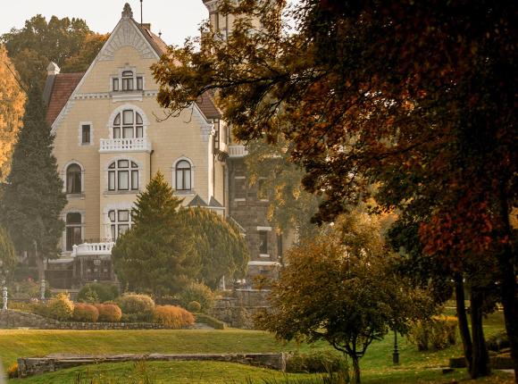 Hotel Bursztynowy Pałac, Кошалин