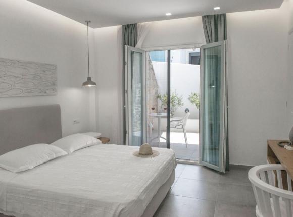 casabella, Наксос