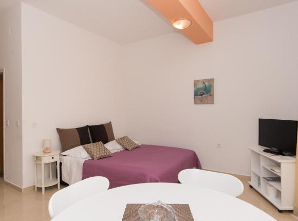 Apartments Lovrić, Водице