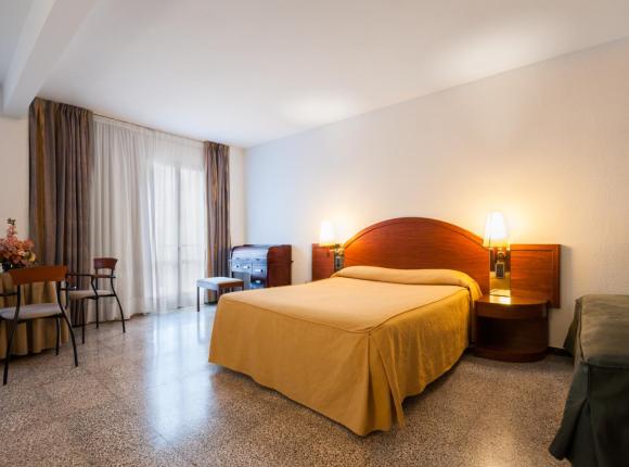 Hotel Gaudi, Таррагона