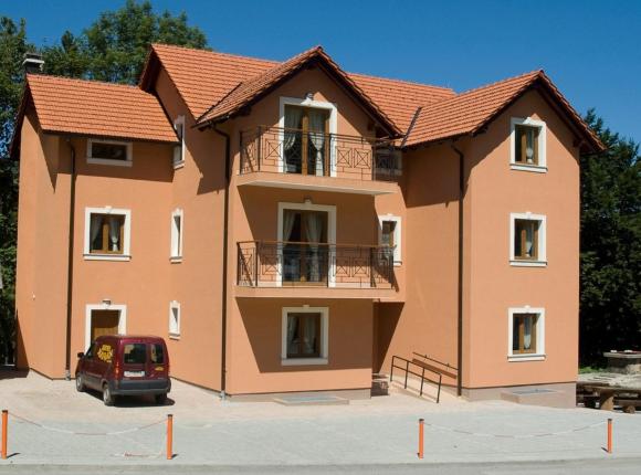 Apartments Manjan, Стариград