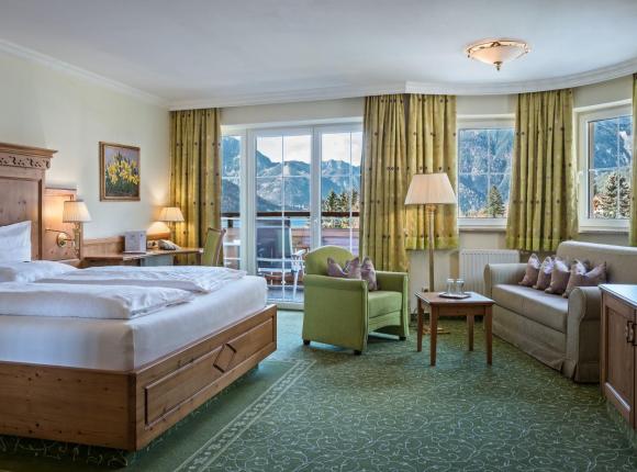 Hotel Vier Jahreszeiten, Визинг