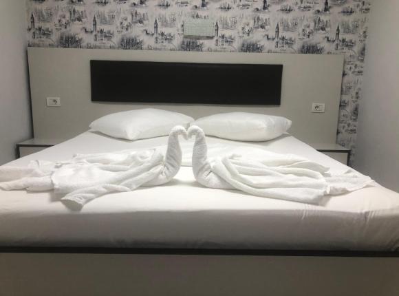 Andia, Констанца