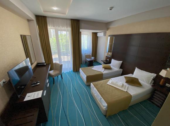 Hotel Nevada, Констанца