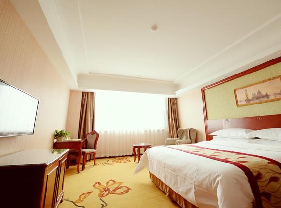 Vienna Hotel Shanghai Jiading New City, Шанхай