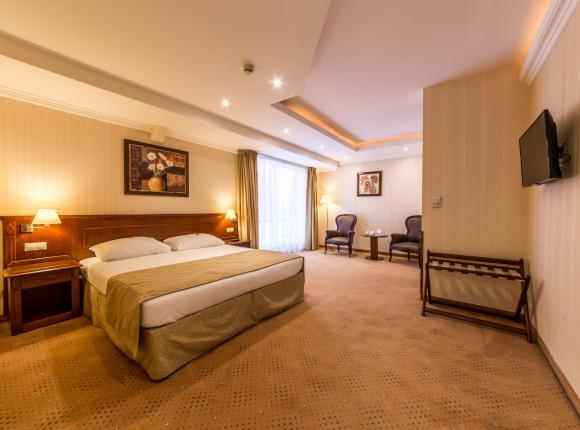 Ramada Hotel & Suites Bucharest North, Бухарест