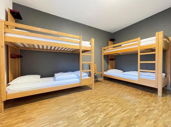 Geneva Hostel, Женева