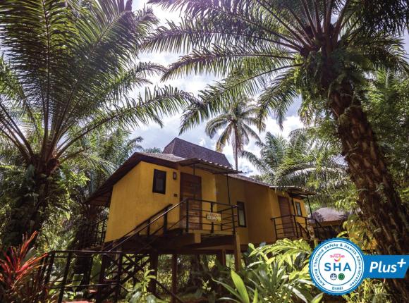 Anurak Community Lodge