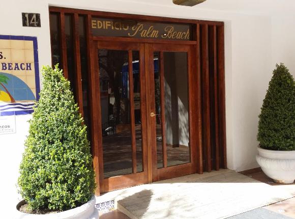 Apartamentos Palm Beach Carihuela, Торремолинос