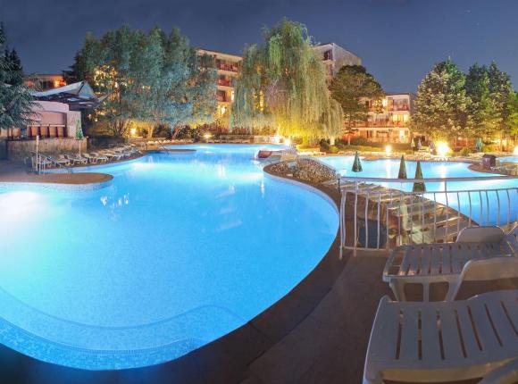 Vita Park Hotel - Aqua Park & All Inclusive, Албена