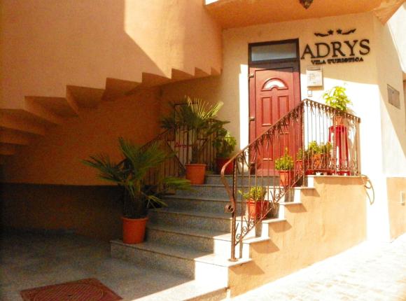 Vila Adrys, Констанца