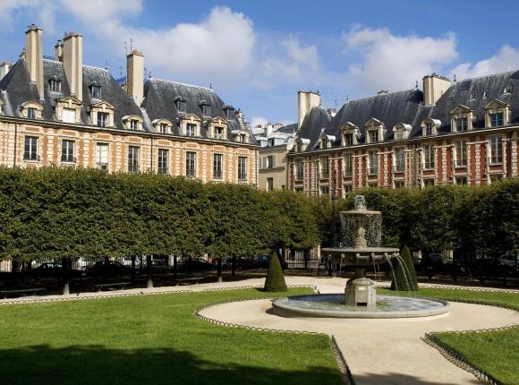 Le Pavillon de la Reine & Spa, Париж