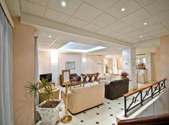 Hotel Coronis, Наксос