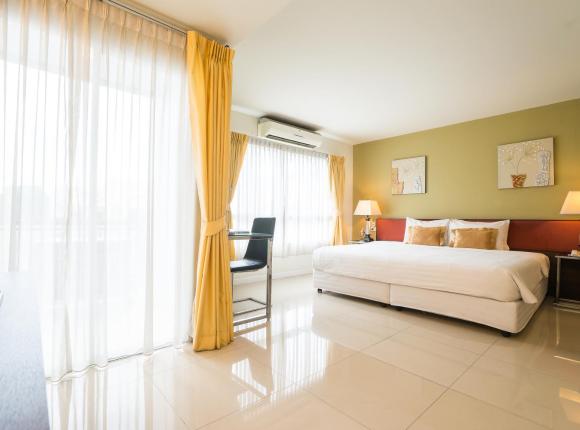 Отель Beyond Suite, Бангкок