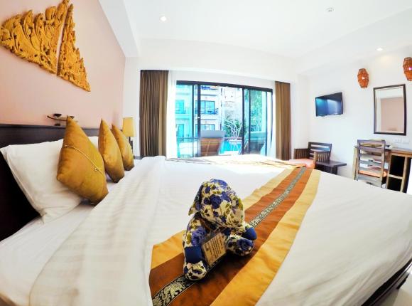 Navatara Phuket Resort, Пхукет