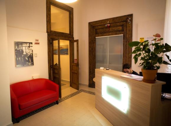 Napoli Milionaria B&B, Неаполь