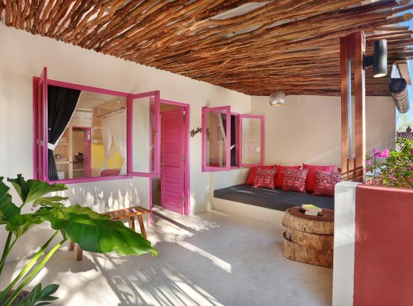 PinkCoco Bali, Улувату